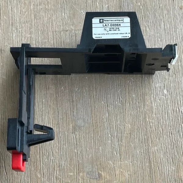 Telemechanique LAD7B106 060352 TERMINAL BLOCK